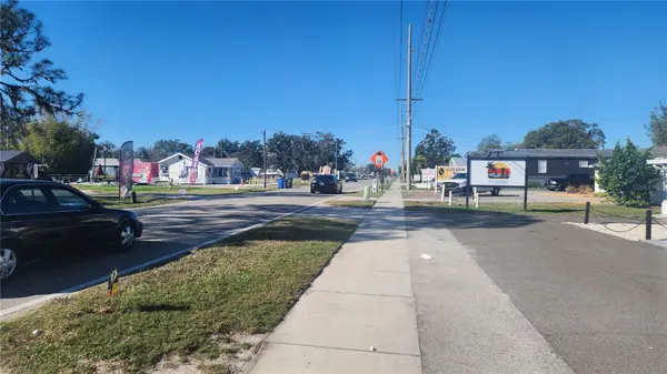 201 W SHELL POINT RD, Ruskin, FL 33570
