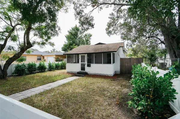 1361 29TH ST S, St Petersburg, FL 33712