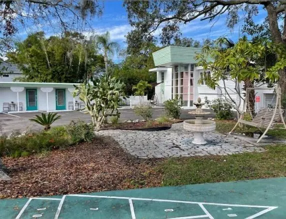 1064 BROADWAY, Dunedin, FL 34698