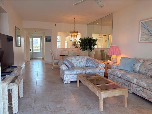 7979 SAILBOAT KEY BLVD S #306, South Pasadena, FL 33707