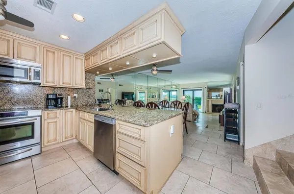 6260 SUN BLVD #1, St Petersburg, FL 33715
