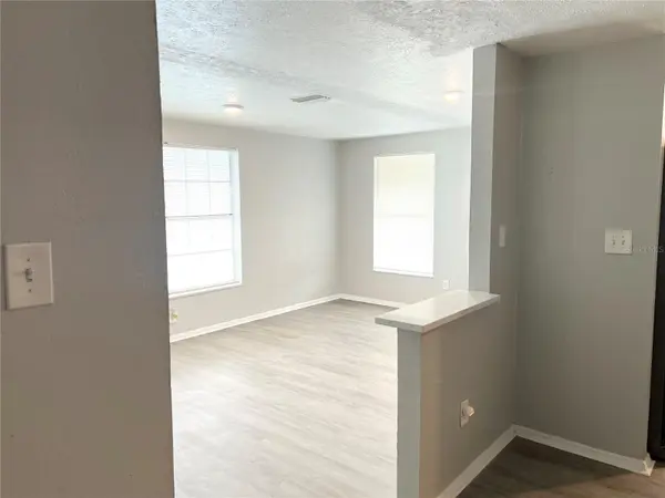 4220 E POWHATAN AVE, Tampa, FL 33610