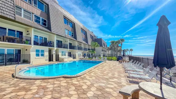 60 GULF BLVD #203, Indian Rocks Beach, FL 33785