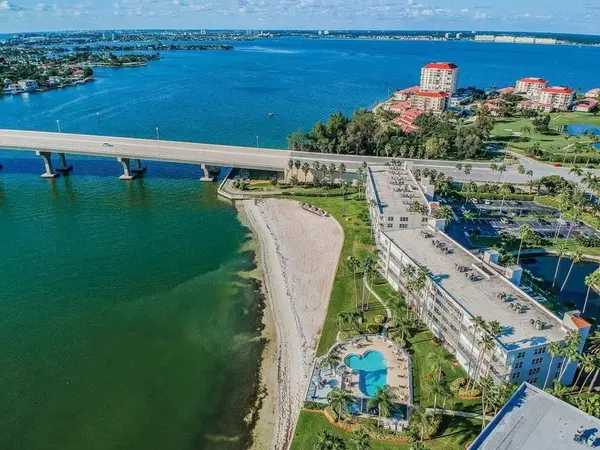 6265 SUN BLVD #309, St Petersburg, FL 33715
