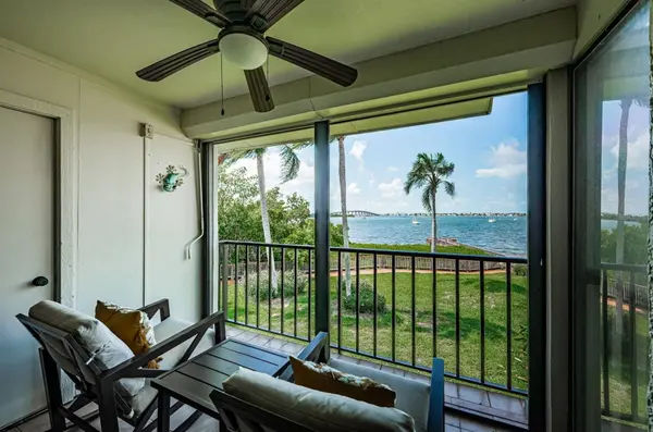 6365 BAHIA DEL MAR BLVD #210, St Petersburg, FL 33715