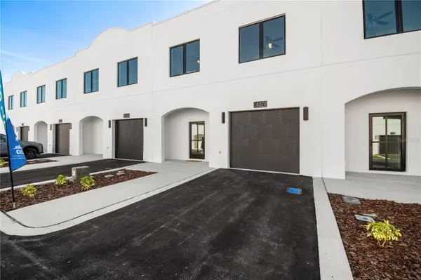 4350 CAMBIO GARDENS CT, Tampa, FL 33610
