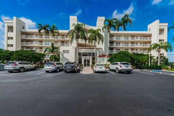 6001 BAHIA DEL MAR CIR #527, St Petersburg, FL 33715