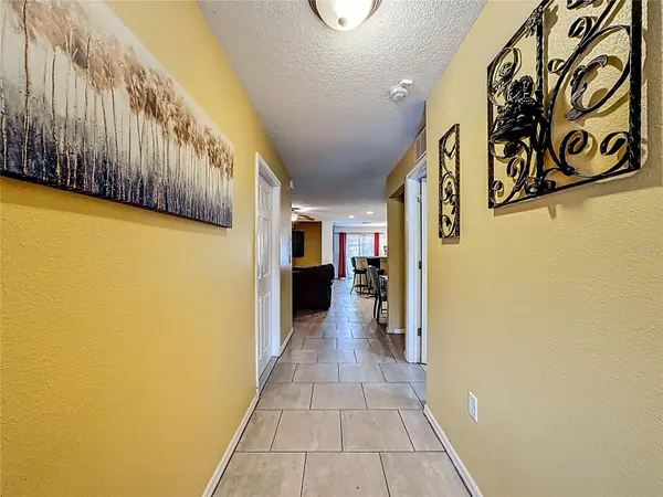 11112 HIDDEN BREEZE DR, Wimauma, FL 33598