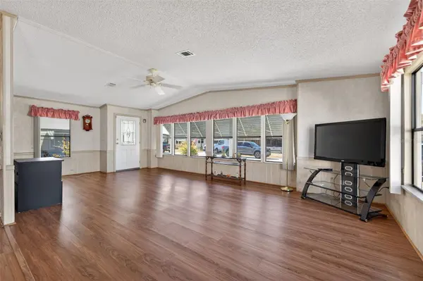 3836 WILLIAM HUME DR, Zephyrhills, FL 33541