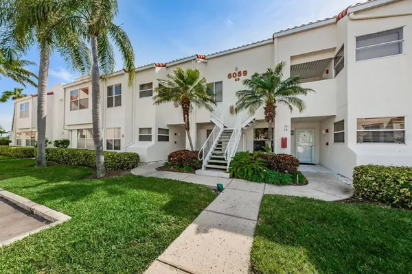 6059 BAHIA DEL MAR BLVD #241, St Petersburg, FL 33715