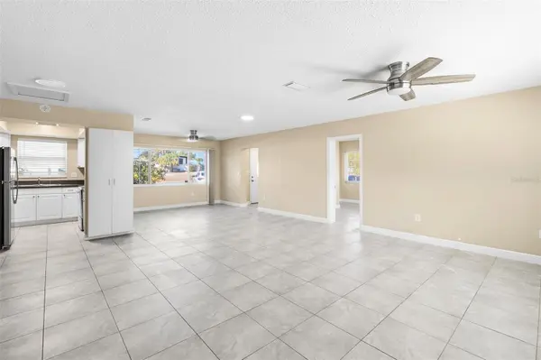 6098 22ND AVE N, St Petersburg, FL 33710