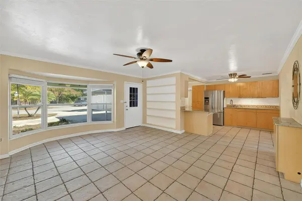 3946 OMEGA CIR, Sarasota, FL 34235