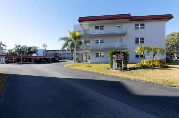 5660 80TH ST N #A202, St Petersburg, FL 33709