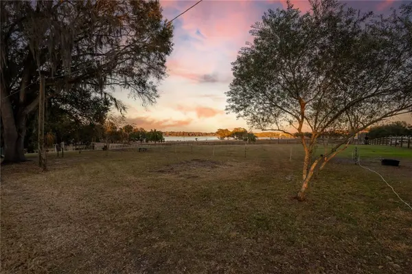 32935 JESSE JONES AVE, San Antonio, FL 33576