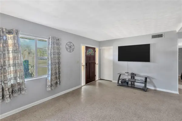 310 KENMORE RD, Brandon, FL 33511