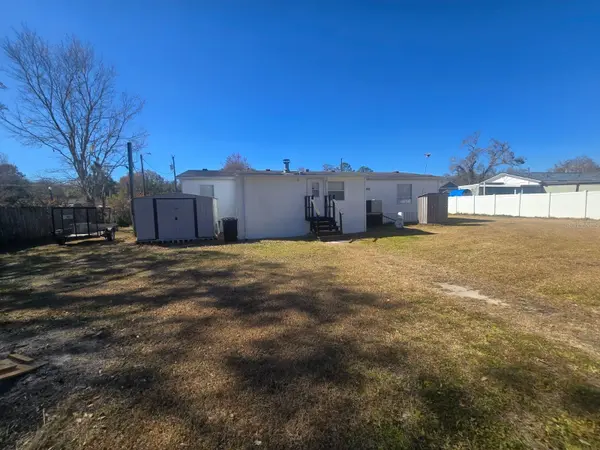 6106 MANGROVE DR, Wesley Chapel, FL 33544
