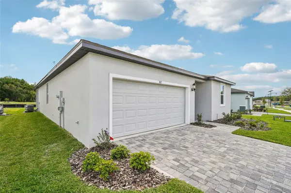 811 SUNSHOWER DR, Lady Lake, FL 32159