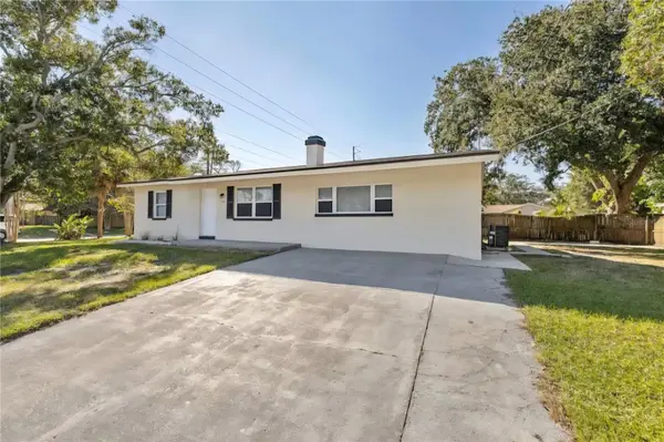1004 N BETTY LN, Clearwater, FL 33755