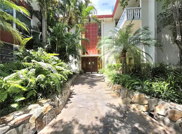 1012 PEARCE DR #307, Clearwater, FL 33764