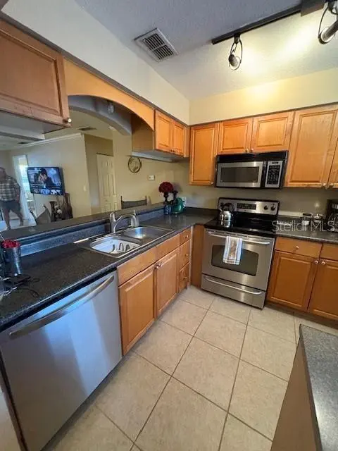 10160 SAILWINDS BLVD S #206, Largo, FL 33773