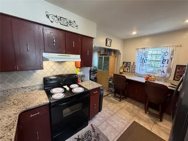 2010 E CHELSEA ST, Tampa, FL 33610