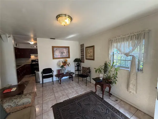 2010 E CHELSEA ST, Tampa, FL 33610