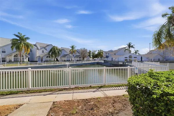 12245 ARMENIA GABLES CIR #12245, Tampa, FL 33612