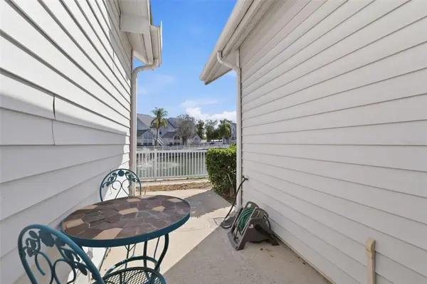 12245 ARMENIA GABLES CIR #12245, Tampa, FL 33612