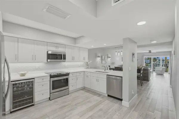 544 PINELLAS BAYWAY S #TH13, Tierra Verde, FL 33715