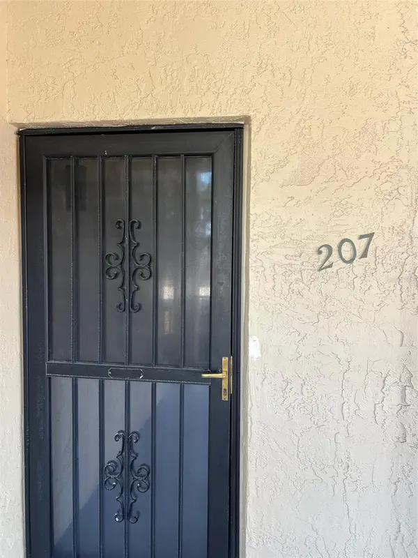 7951 58TH AVE N #207, St Petersburg, FL 33709