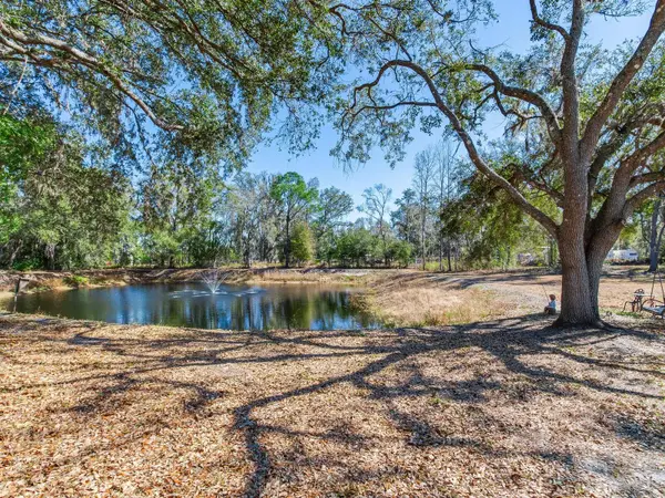 8602 BACK RD, Plant City, FL 33565