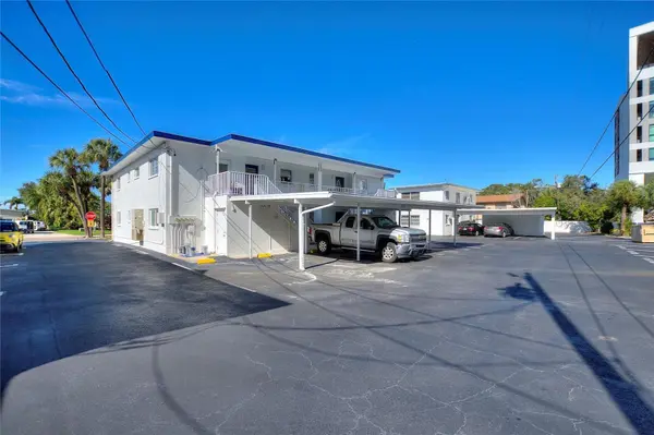 4300 37TH ST S #4, St Petersburg, FL 33711