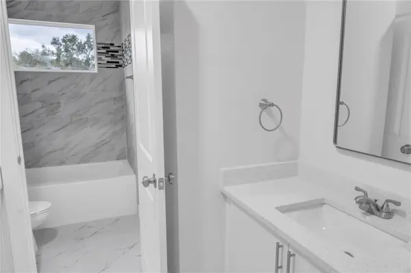 5530 BELL, Zephyrhills, FL 33542