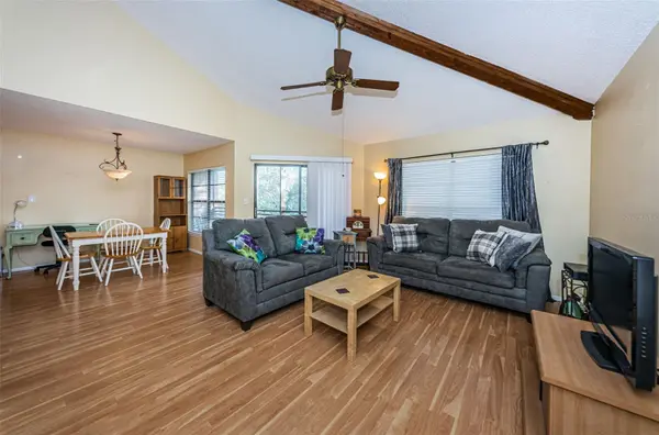 802 LENNOX RD W #802, Palm Harbor, FL 34683