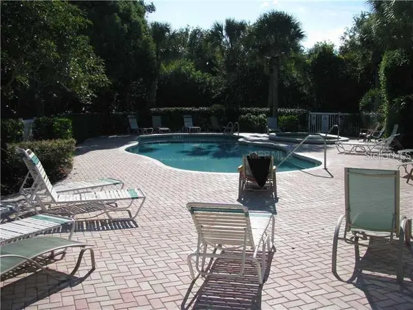1819 HAMMOCKS AVE #1819, Lutz, FL 33549