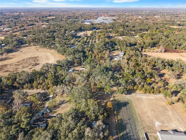3007 OWLS NEST LN, Plant City, FL 33565