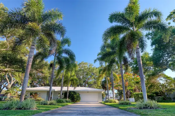 5 SHORE DR, Dunedin, FL 34698