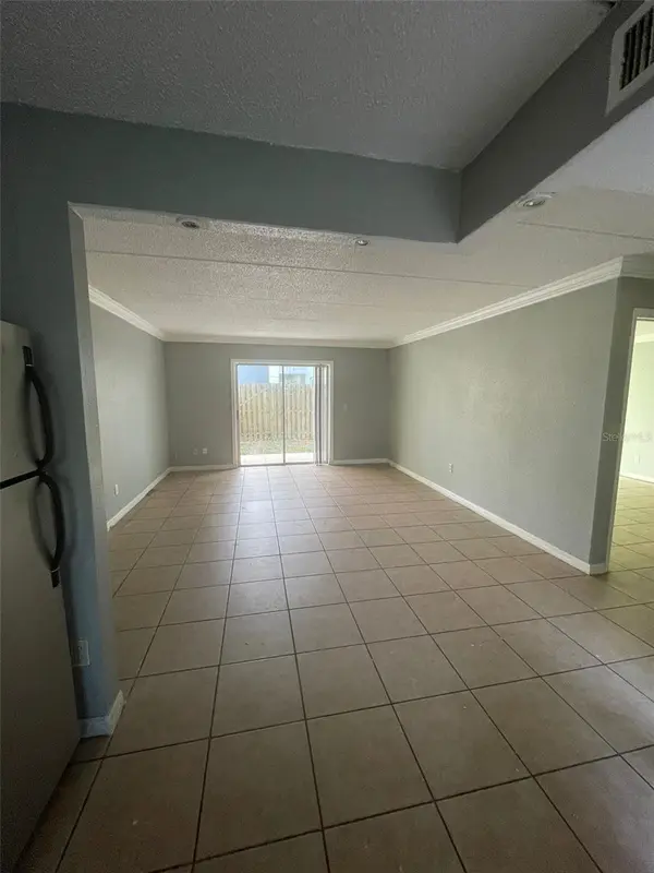 14413 AMERICANA CIR #105, Tampa, FL 33613