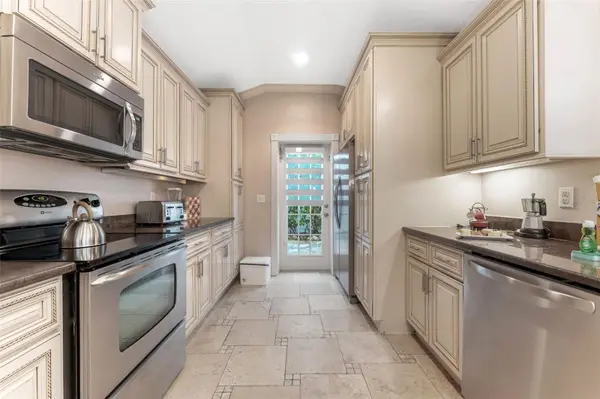 201 54TH ST, Holmes Beach, FL 34217