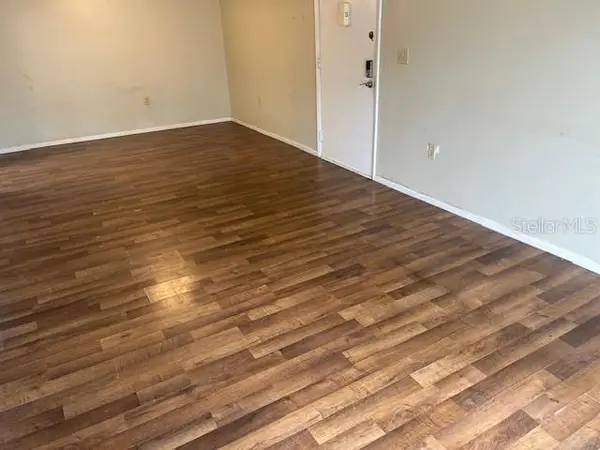 3249 BENEVA RD #103, Sarasota, FL 34232