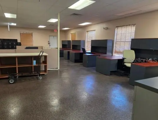 1070 E BRANDON BLVD, Brandon, FL 33511