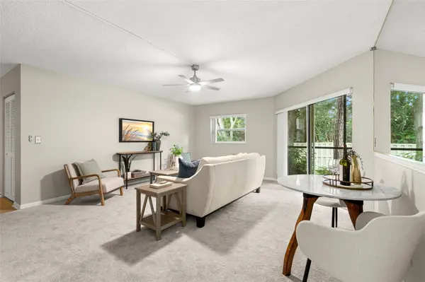 476 SANTA CRUZ PL NE #B, St Petersburg, FL 33703