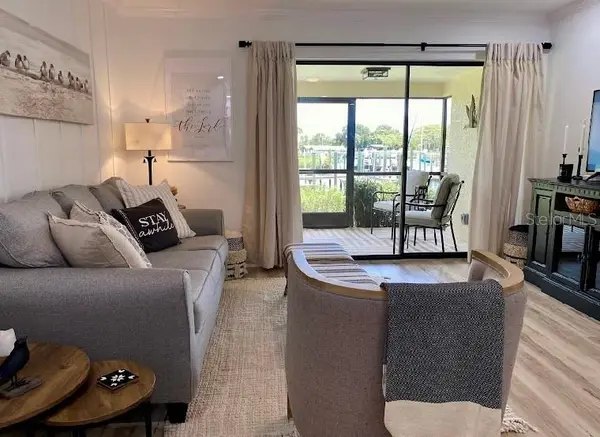 646 YARDARM DR #23, Apollo Beach, FL 33572