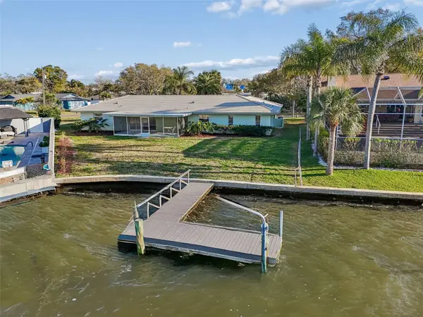4415 CLEARWATER HARBOR DR N, Largo, FL 33770