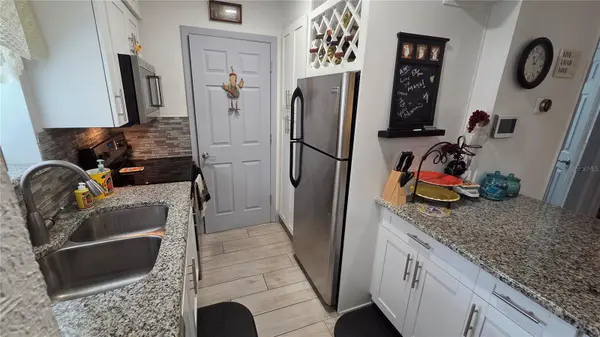 8630 MALLARD RESERVE DR #105, Tampa, FL 33614