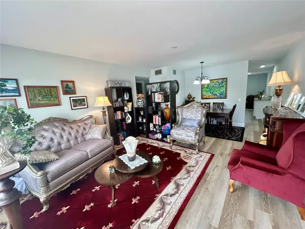 2286 NORWEGIAN DR #8, Clearwater, FL 33763