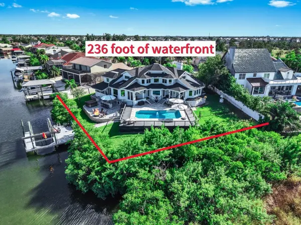 945 BUNKER VIEW DR, Apollo Beach, FL 33572