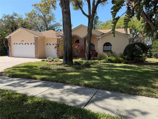 2686 CRYSTAL CIR, Dunedin, FL 34698