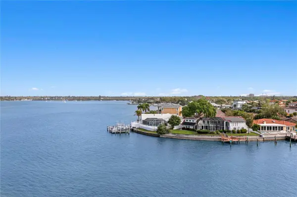 4717 DOLPHIN CAY LN S #507, St Petersburg, FL 33711