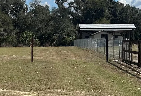 9988 BRYANT RD, Lithia, FL 33547